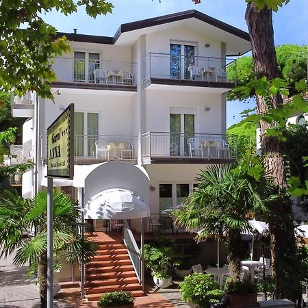 Hotel Garnì Anna Cervia Exteriör bild