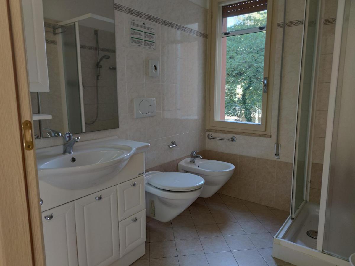 Hotel Garnì Anna Cervia Exteriör bild